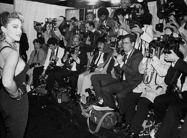 Madonna meets the press, 1982